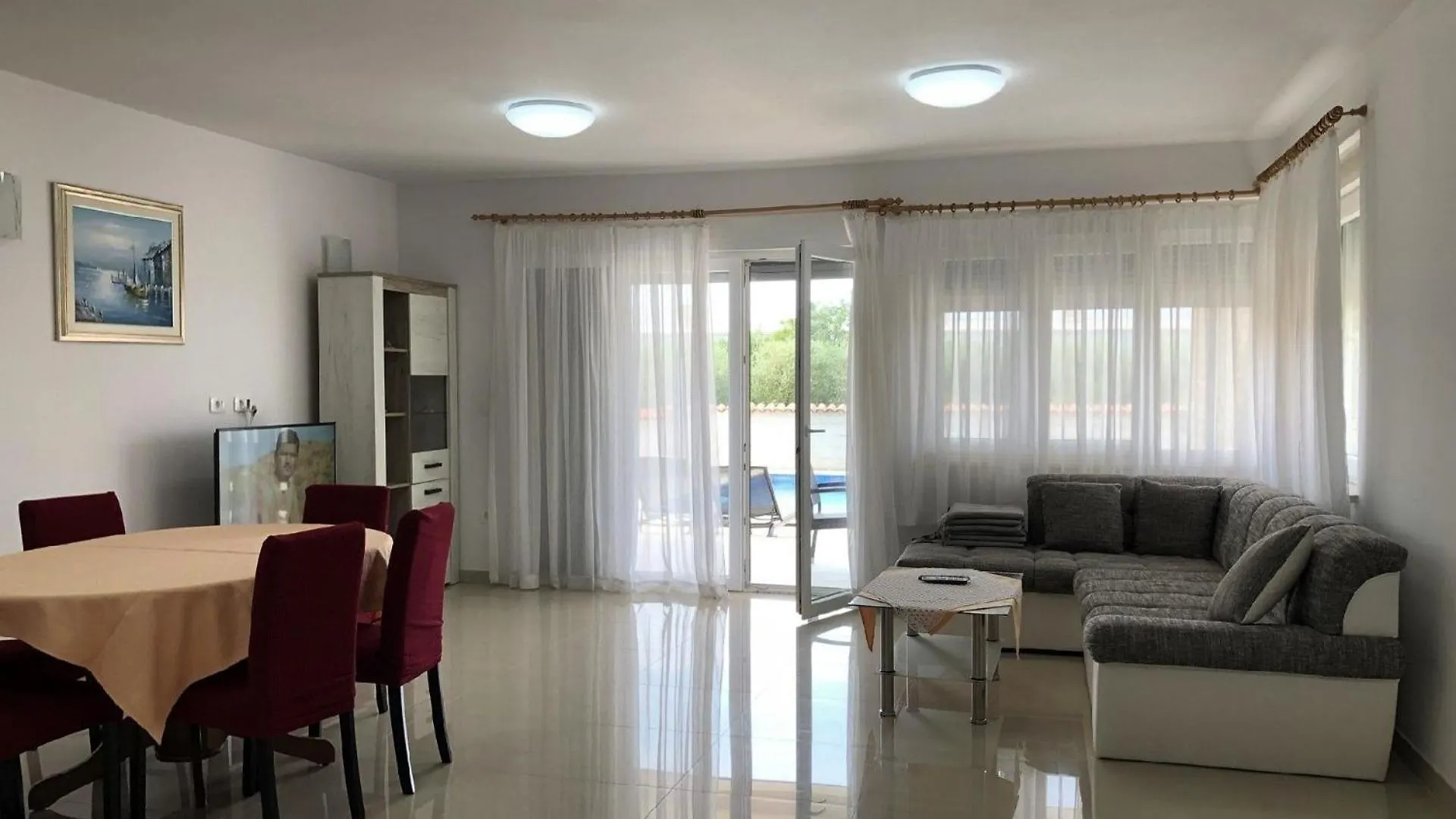 Ferienhaus In Medulin Mit Grosser Terrasse 0*,  Kroatië